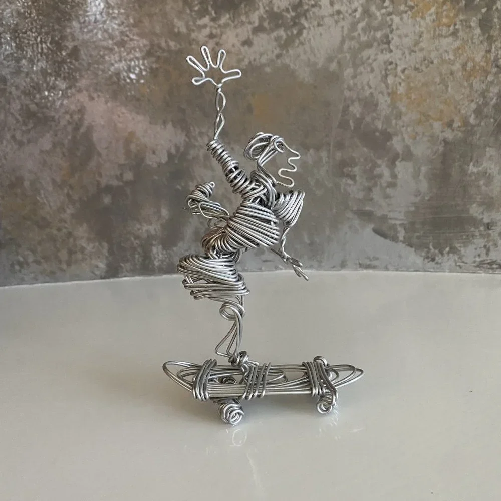 N/A wired skateboarder